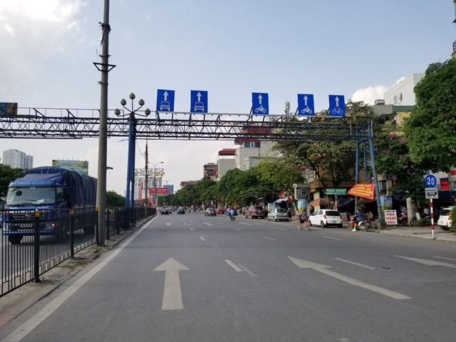 Đường Giải Phóng thông thoáng cận giờ cao điểm. (Ảnh: Đại Đoàn Kết)
