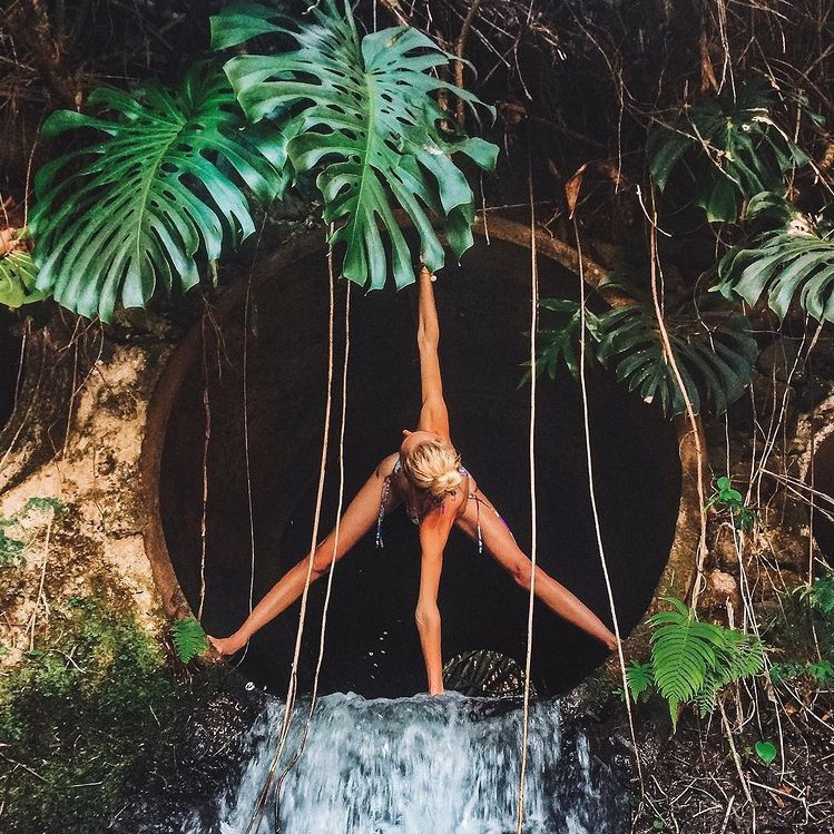 Hiện tại, Turner là người dẫn chương trình du lịch cho Yoga Bliss của The Indonesia Channel. Cô luôn tỏa ra năng lượng tích cực mỗi khi đưa khán giả đi từ địa danh này đến địa danh khác.