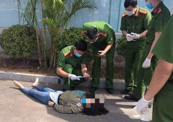 Nữ cán bộ CDC Sơn La nghi rơi từ tầng 7 xuống đất tử vong Nu can bo CDC Son La nghi roi tu tang 7 xuong dat tu vong