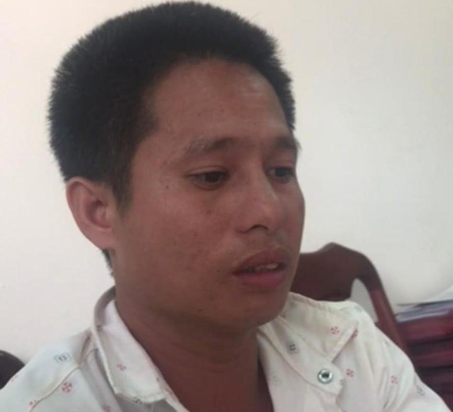  Nam thanh niên xúc phạm Quốc kỳ: Sau khi đi ăn nhậu trở về, Trương Dương Hùng (SN 1991, trú xã Ea Ning, huyện Cư Kuin, Đắk Lắk) đã dùng tay xé rách 3 lá cờ Tổ quốc treo bên đường. Ngày 3/5, Hùng bị Công an khởi tố về hành vi "Xúc phạm Quốc kỳ".