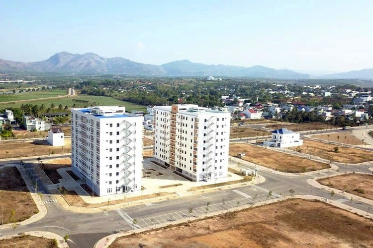 Theo báo cáo giải trình của UBND tỉnh, xét tình hình kinh tế - xã hội và điều kiện thực tế của địa phương, TTCP không kiến nghị hủy kết quả đấu giá, thu hồi tiền đặt cọc của 21 hồ sơ là các hộ gia đình, cá nhân do khó có khả năng thực hiện. (Ảnh: Dân Trí).