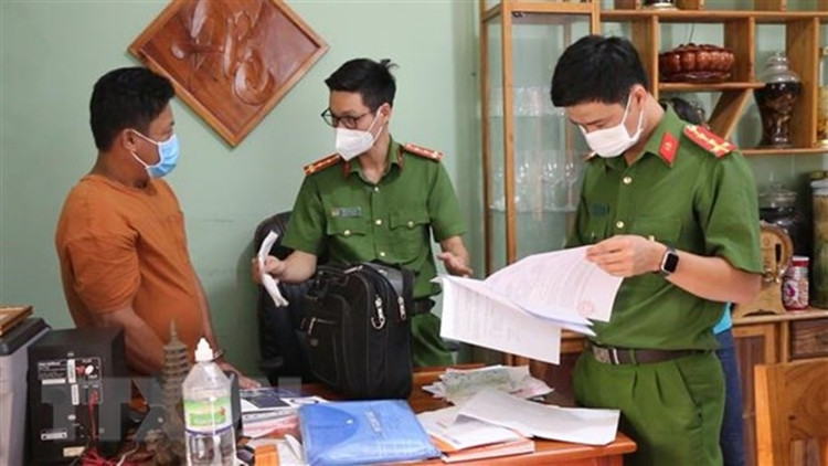 Tra cứu các thông tin cho thấy, Công ty Ánh Thi được thành lập từ tháng 10/2015, do Đặng Văn Ân làm đại diện kiêm Giám đốc. Lĩnh vực đăng ký kinh doanh chính là bán buôn nông, lâm sản nguyên liệu (trừ gỗ, tre, nứa); và động vật sống. (Ảnh: TTXVN).