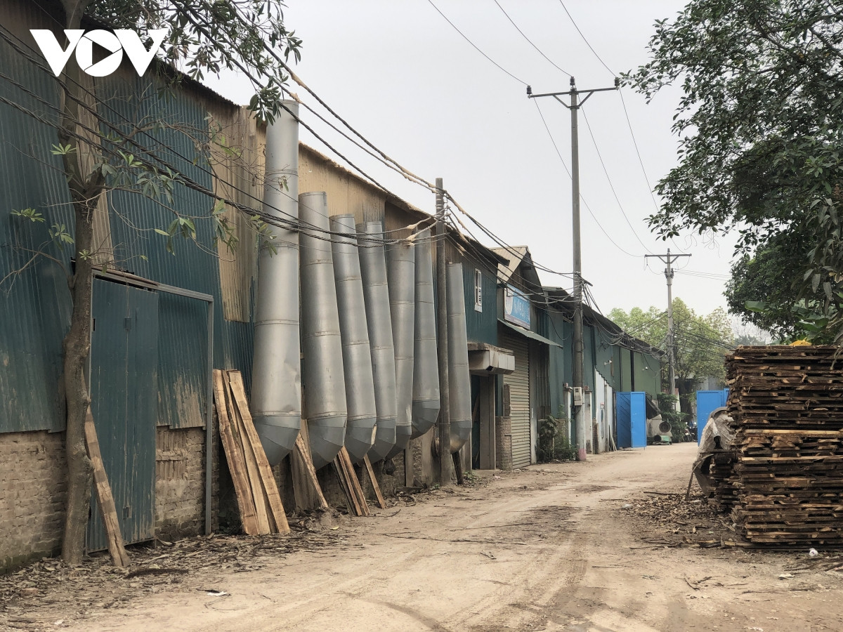 Tuy nhiên, tất cả các cơ sở sản xuất thiếu trang thiết bị PCCC, không có hồ sơ quản lý và phương án PCCC...