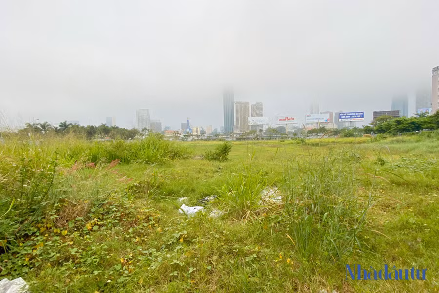Khu đất "vàng" 14.000 m2 ven sông Hàn bị xem xét thu hồi ở Đà Nẵng. (Ảnh: Nhà đầu tư).