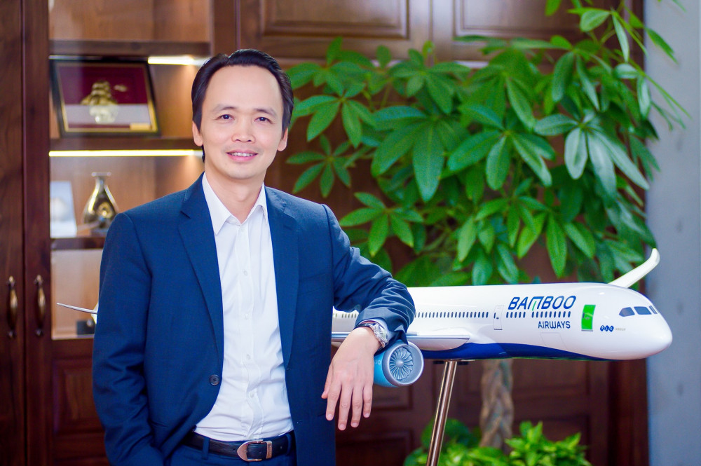 Ông Trịnh Văn Quyết còn là Chủ tịch của hãng hàng không Bamboo Airways. Tại ngày 1/6/2021, Bamboo Airways có vốn điều lệ 16.000 tỷ đồng, tương đương 1,6 tỷ cổ phiếu. Trong đó, Chủ tịch Trịnh Văn Quyết nắm 56,5%. Đến tháng 9/2021, Bamboo tăng vốn lên thành 18.500 tỷ đồng.