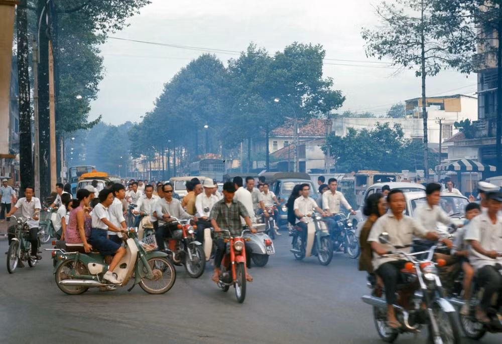 Ngã tư Nguyễn Duy Dương - Hồng Bàng.