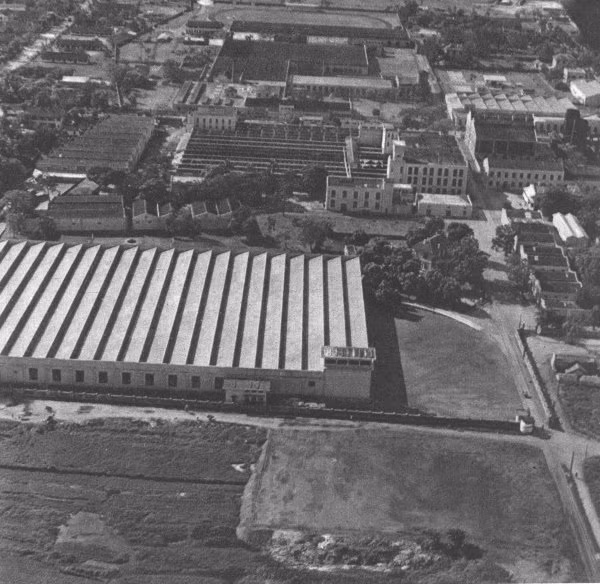 Một phần khu nhà máy nhìn từ trên cao.