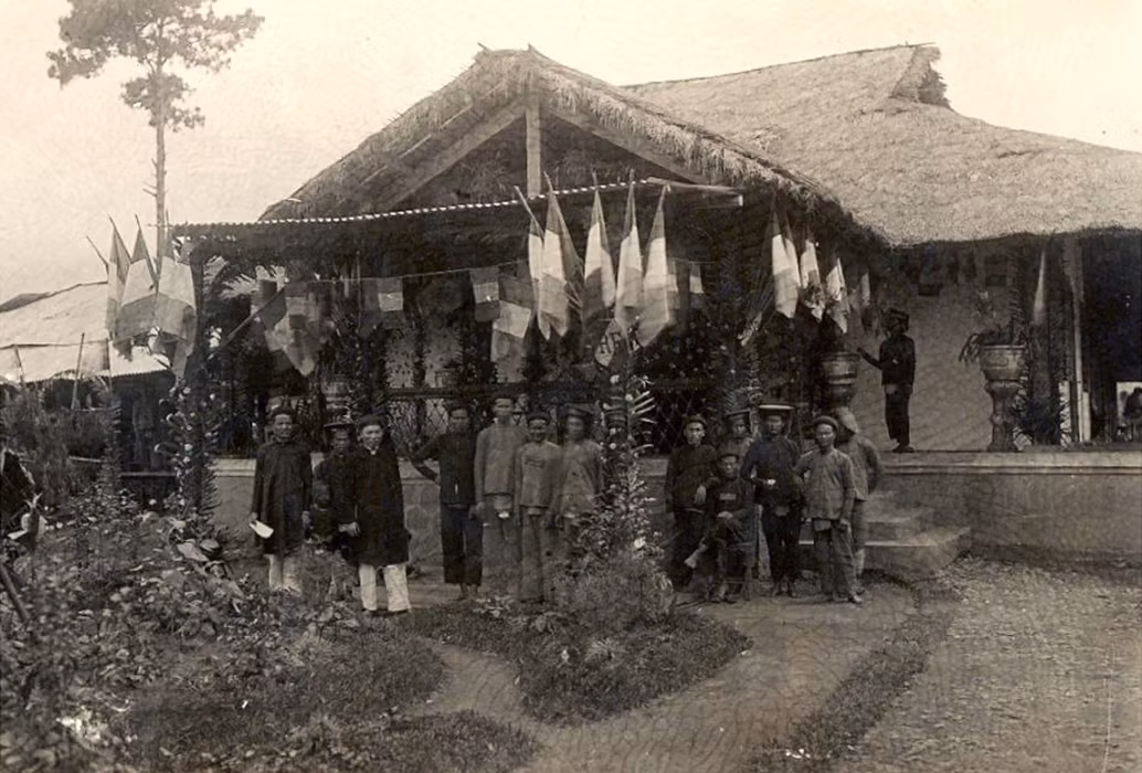 Khu nhà của một gia đình viên chức Việt ở Đà Lạt.