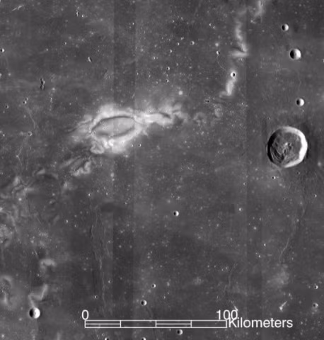 NASA dùng gì theo dõi hình xăm bí ẩn trên Mặt trăng? NASA dung gi theo doi hinh xam bi an tren Mat trang?