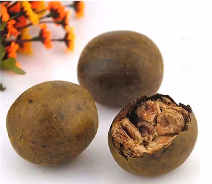 Quả la hán được thu hái vào tháng 9 hoặc tháng 10, sau khi thu hoạch đem sấy khô và dùng dần. (Nguồn Thuochay)