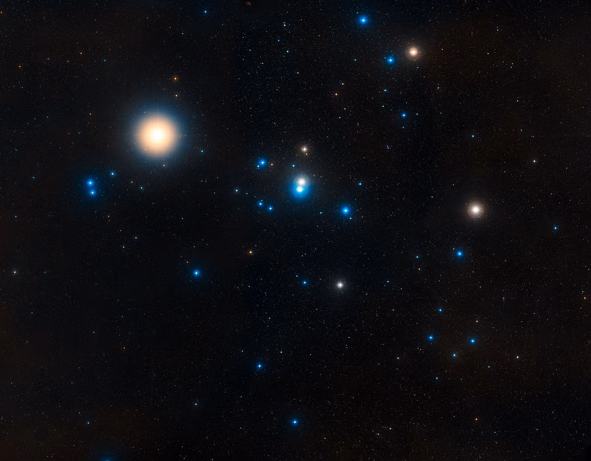 Khối lượng của hành tinh V830 Tauri b vẫn đang tiếp tục tăng lên do nó thường xuyên va chạm với các thiên thể khác. (Ảnh Spacetelescope)