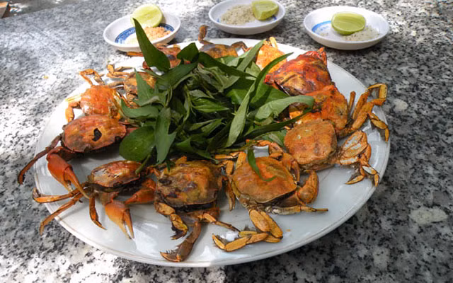 Rạm đồng không chỉ ngon mà còn mang lại nhiều lợi ích sức khỏe, cụ thể nó giúp chữa chứng cảm nắng mùa hè, chữa xương gãy lâu lành, chữa sinh lý yếu,...(Nguồn Danviet)