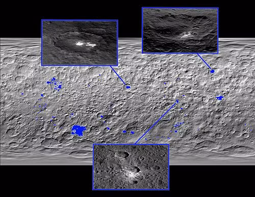 Cụ thể, thiết bị của tàu đã phát hiện một hợp chất hữu cơ mới có tên gọi là Carbonaceous chondrites ở hành tinh lùn. Nguồn ảnh: Phys.