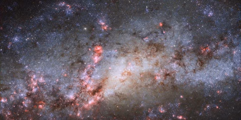 Can canh hai thien ha nhay mua, va cham trong khong gian