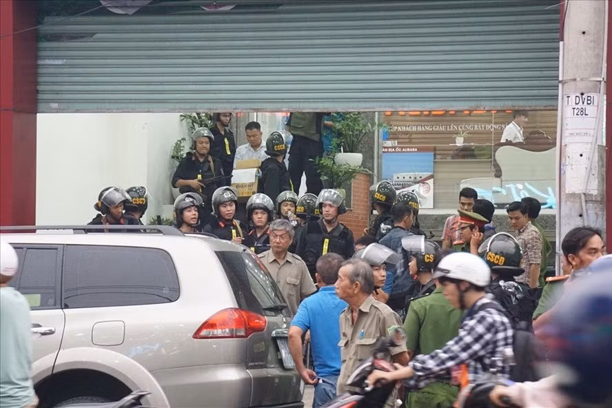 Hon 900 don to cao dia oc Alibaba, “mat bo moi lo lam chuong”!