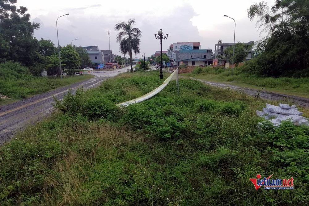 13 nam giai ngan hon 10 ty, duong chi 2km van ngon ngang o Vinh Phuc-Hinh-5