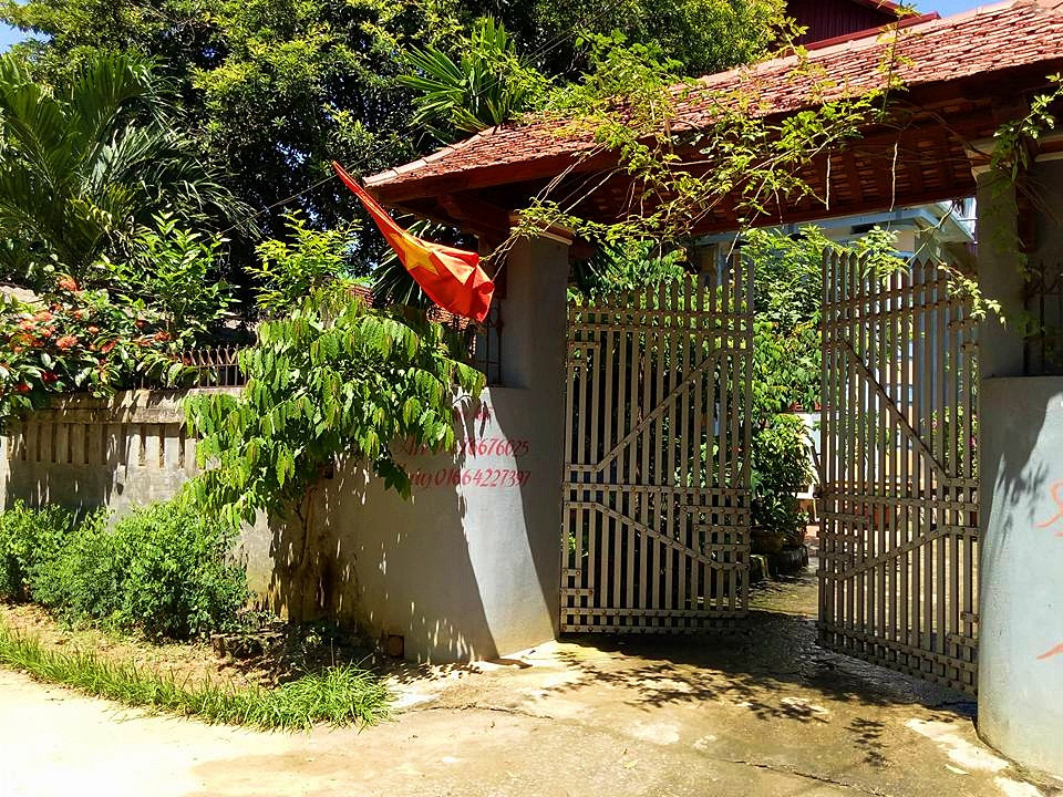 Chia sẻ với Kiến Thức, chị Quỳnh Lan cho biết, căn nhà cấp 4 gia dình chị đang sống được xây dựng vào năm 2016.