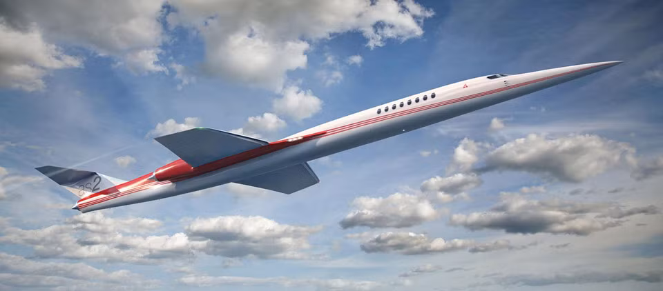 Aerion AS2: Mẫu chuyên cơ 12 chỗ là kết quả hợp tác giữa Lockheed Martin, nhà sản xuất chiến đấu cơ F-35 và hãng Aerion với khả năng bay qua Đại Tây Dương trong 3 giờ. Tốc độ lên đến Mach 1.4, nhanh hơn 55% so với các dòng máy bay hiện hành. Động cơ của AS2 phát triển từ loại gắn trên chiến đấu cơ F-16 được phát triển bởi nhà sản xuất GE.