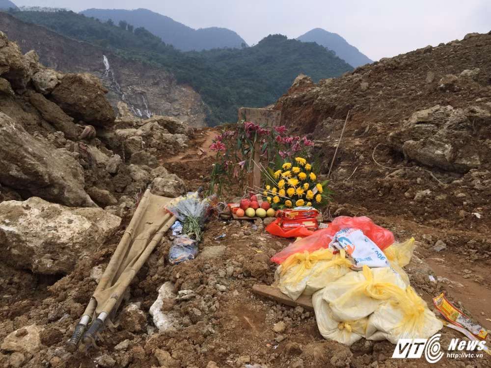 Tham hoa sap nui o Hoa Binh: "Nhung giac mong khung khiep"