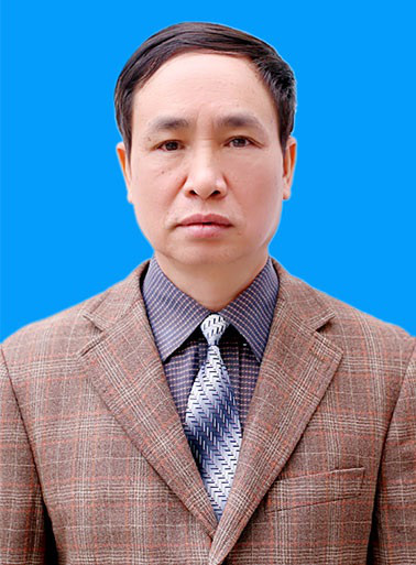 Phạm Văn Khuông (Phó Giám đốc Sở Giáo dục và Đào tạo tỉnh Hà Giang) bị khởi tố về hành vi Lợi dụng ảnh hưởng đối với người có chức vụ, quyền hạn để trục lợi, theo điều 366 Bộ luật Hình sự 2015.