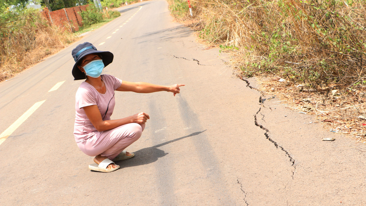 View - Đồng Nai: Lún, nứt mặt đường Sông Thao – Tây Hòa | Báo Tri thức và Cuộc sống - TIN TỨC PHỔ BIẾN KIẾN THỨC 24H