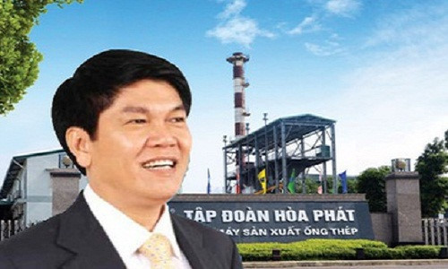 Cũng trong tối qua, Chủ tịch HĐQT Tập đoàn Hòa Phát - ông Trần Đình Long quyết định thưởng nóng 1 tỷ đồng cho ban huyến luyện và các cầu thủ U23 Việt Nam. Ảnh: Internet.