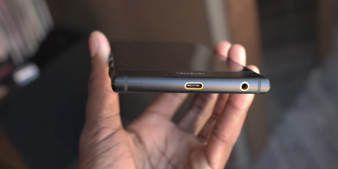 Bạn có thể Face Chat trong thời gian thực với 4V và có thể tải 4V lên mạng xã hội ngay lập tức.