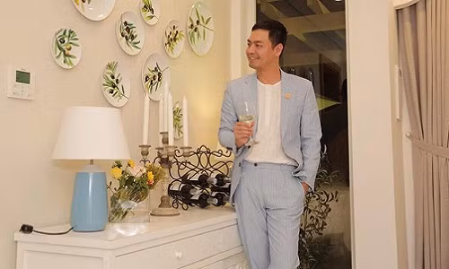 Ngôi biệt thự có giá khoảng trên dưới chục tỷ đồng. Nguồn ảnh: FB MC Phan Anh.