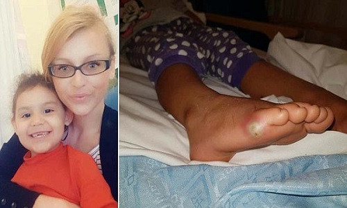 Be 4 tuoi nguy kich vi khong di tat khi thu giay moi