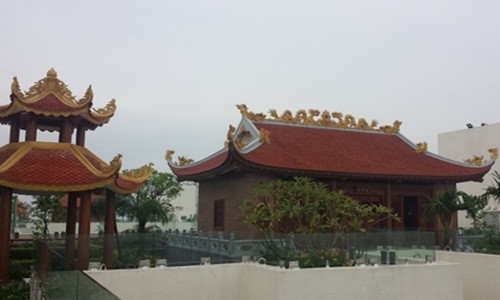 Nhung doanh nghiep bao tay xay den chua tren noc nha-Hinh-2