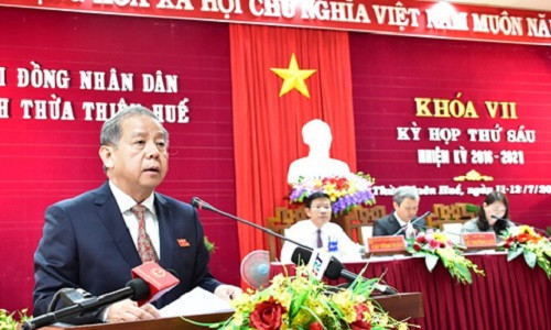 Chu tich TT-Hue noi gi khi rung phong ho A Luoi bi chat ha?