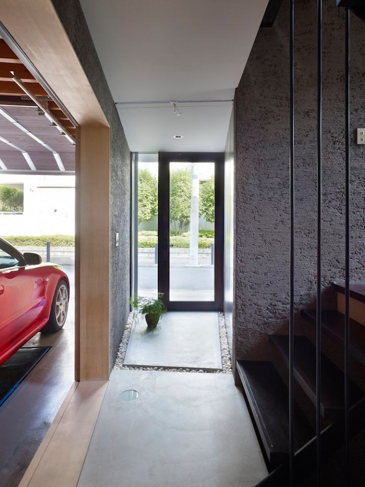 Tầng 1 là không gian dành cho gara để xe.