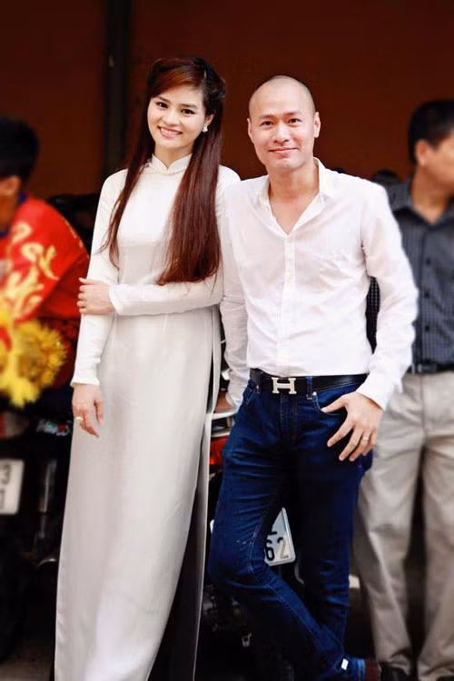 Không chỉ thuộc dòng dõi hoàng gia, doanh nhân Thanh Hải còn là thành viên Hội đồng quản trị của công ty cổ phần Chứng khoán Ngân hàng Sài Gòn Thương Tín (SBS). Ảnh: Khám phá.