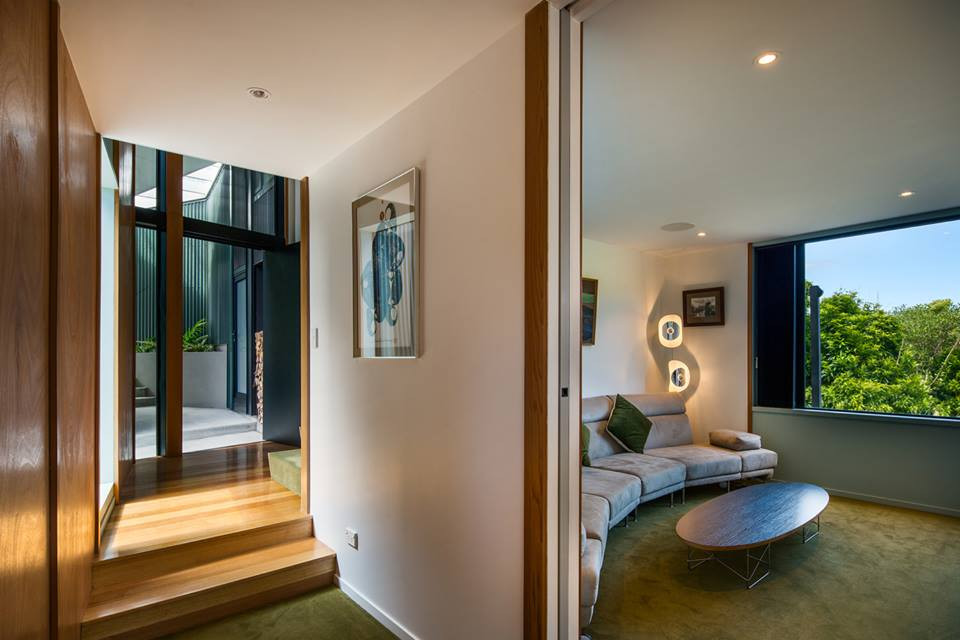 Thiết kế theo dạng biệt thự nghỉ dưỡng nên kiến trúc sư dành nhiều không gian cho khu vực thư giãn, ngắm cảnh.