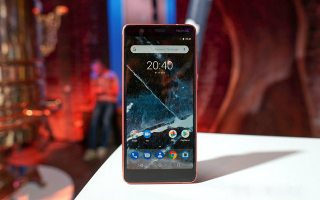 Về sức mạnh Nokia 5.1 trang bị chipset MediaTek Helio P18 đem lại trải nghiệm trên nền tảng hệ điều hành Android 8.1 Oreo rất trơn mượt. Định vị danh mục, mở ứng dụng và các trò chơi sẽ làm hài lòng người dùng. Dự kiến Nokia 5.1 sẽ lên kệ vào tháng 7/2018 với 3 màu tùy chọn: đen, xanh và đồng. Giá bán dự kiến 189 euro (5 triệu VNĐ) với bản bộ nhớ 16GB và 219 euro (5,8 triệu VNĐ) với bản 32GB.