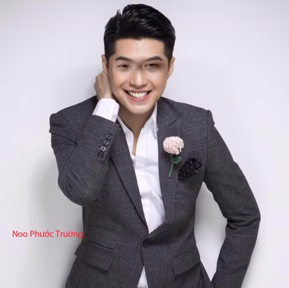 May cho Noo Phước Thịnh khi ngoài đời thực anh không sở hữu đôi mắt híp.