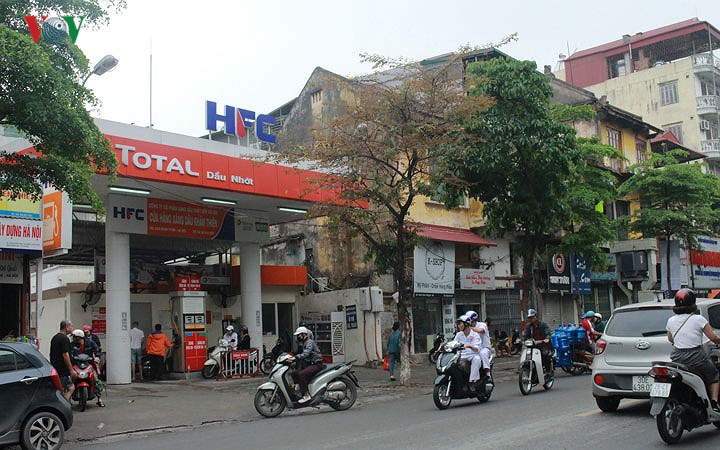 Đa phần các cửa hàng nằm sát đường phố, nằm sát khu dân cư, nhà chung cư cao tầng, khu kinh doanh thương mại.