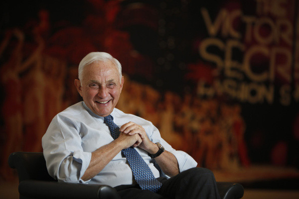 Thương hiệu Victoria's Secret cùng những buổi trình diễn đình đám đã quá đỗi quen thuộc với mọi người. Ảnh: The Real Deal.