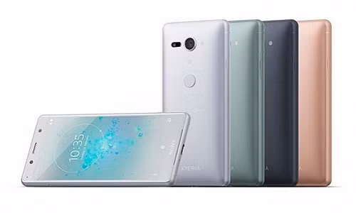 2. Sony Xperia XZ2 Compact (5 inch). Sony Xperia XZ2 Compact là một hiện thân flagship trong một hình hài nhỏ bé khi sở hữu vi xử lý Snapdragon 845 và tỷ lệ màn hình 18:9. Và đương nhiên, với những ai đang cần mua một chiếc smartphone cao cấp với một kích thước nhỏ gọn dễ cầm thì chắc chắn đây sẽ là một trong những sự lựa chọn tốt nhất dành cho bạn.