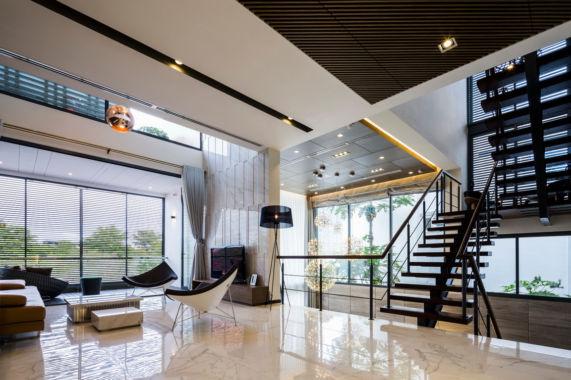 Phòng sinh hoạt chung thiết kế sáng sủa, thoáng đãng với nhiều khoảng thông tầng được lồng ghép.