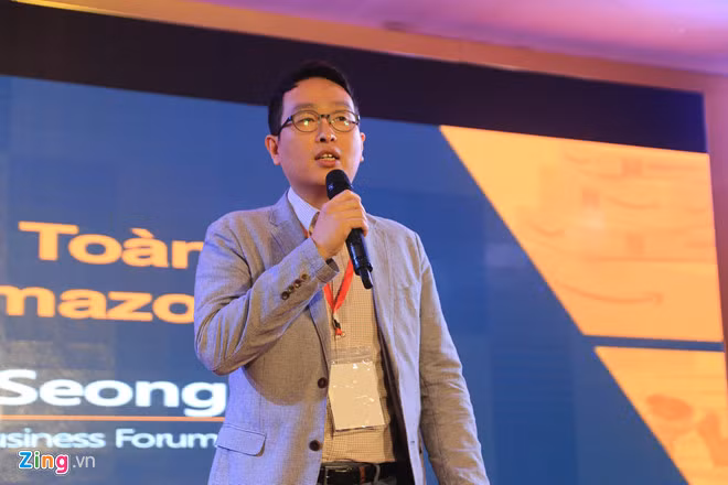 Ông Gijae Seong, Giám đốc bộ phận bán hàng toàn cầu của Amazon tại Singapore . Ảnh: Hiếu Công.