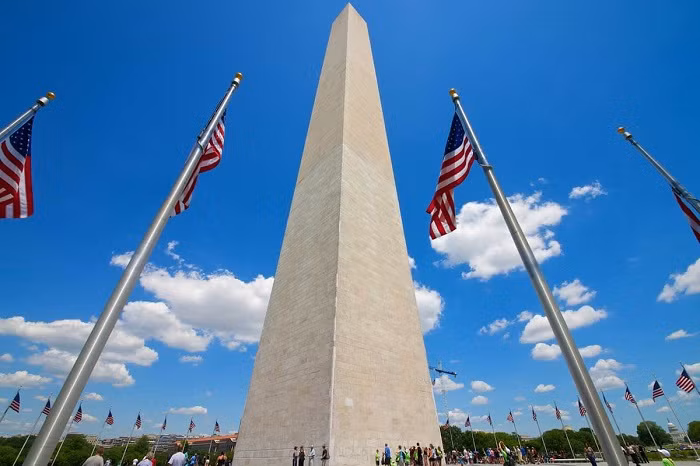 Đài tưởng niệm chiến binh trong chiến tranh Việt Nam, Washington DC được coi là tiêu chuẩn thể hiện sự am hiểu với kiến trúc khu tưởng niệm. Ảnh: Printest.