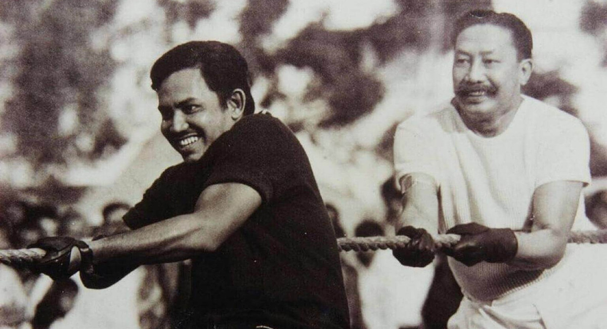 Là người thích chơi cầu lông, vua Brunei thuê một huấn luyện viên cầu lông cho riêng mình, với thù lao lên đến 2 triệu USD/năm. Ảnh: The Straits Times.