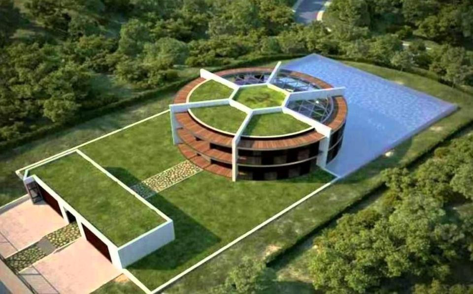 Dinh thự hình sân bóng của Messi