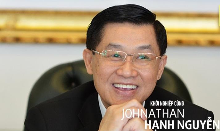 Ông Johnathan Hạnh Nguyễn nguyên là thanh tra tài chính của hãng Boeing Mỹ, cũng là người mở đường bay chính thức giữa Việt Nam và Philippines năm 1985. Ảnh: Edu.