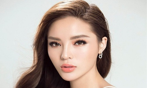 Hoa hậu Kỳ Duyên xác nhận đã "nâng cấp" vòng một