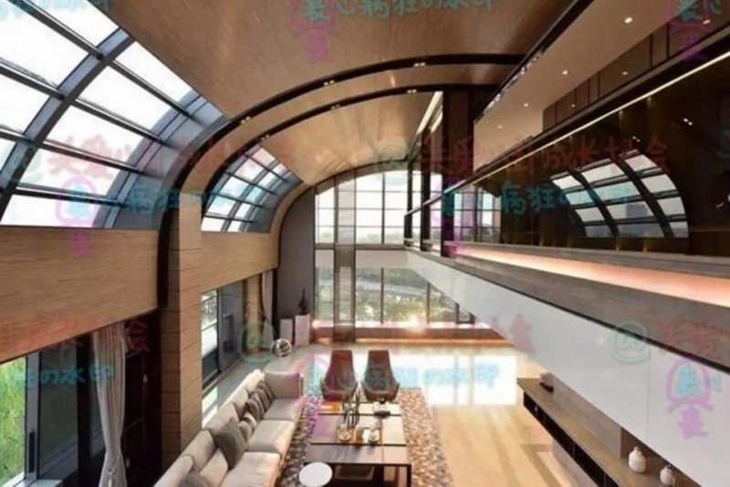 Bên cạnh đó, nữ diễn viên Phạm Băng Băng còn sở hữu hàng loạt bất động sản trải dài từ Sơn Đông, Bắc Kinh, Thượng Hải...Ảnh: NextShark.