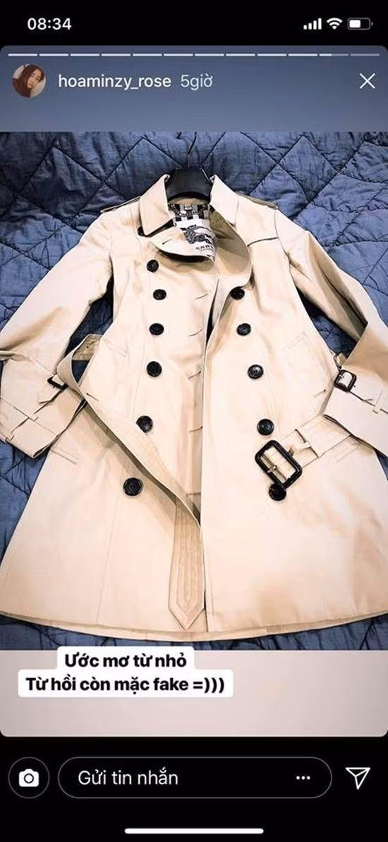 Câu chuyện tự "bóc phốt" dùng hàng fake trước kia của Hòa Minzy có lẽ ít người can đảm làm được, và phải chăng đây cũng là động lực để cô thành công hơn trong sự nghiệp tạo tiền đề "sản sinh" ra những món đồ hàng hiệu chính hãng, đắt tiền và không còn ngại ngùng về chuyện quá khứ.