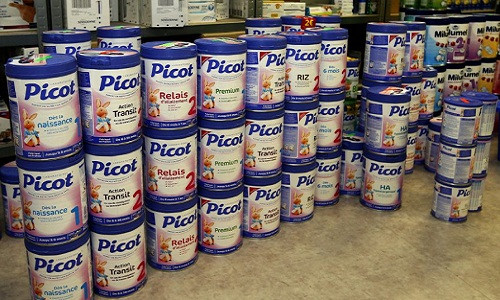 Vụ sữa Lactalis (Pháp) nhiễm khuẩn Salmonella Agona đã lan tới 83 quốc gia, trong đó có Việt Nam, gây chấn động toàn thế giới. Ảnh: Toronto Star.