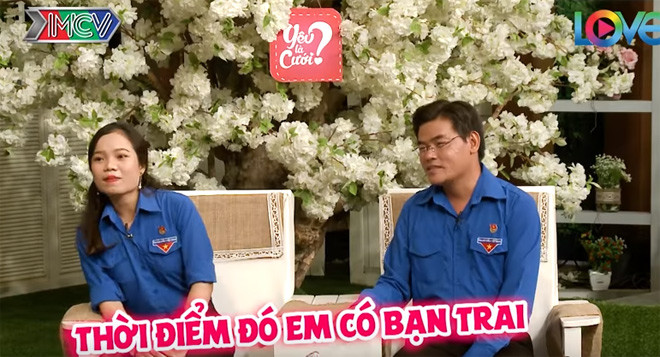 Dẫu biết Trang đã có bạn trai, Linh vẫn âm thầm theo dõi